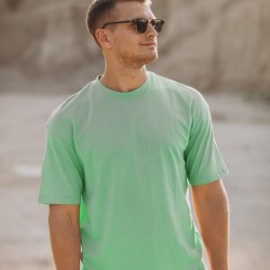 cream tshirt green